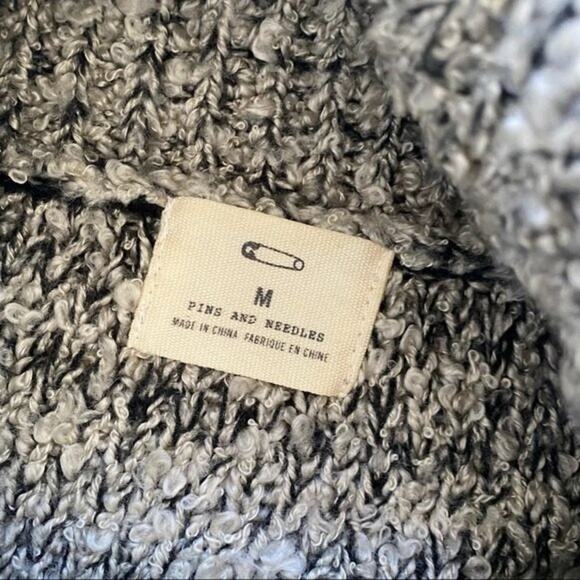 Urban Outfitters Pins & Needles Cowl Neck Sweater Size M - Picture 4 of 5